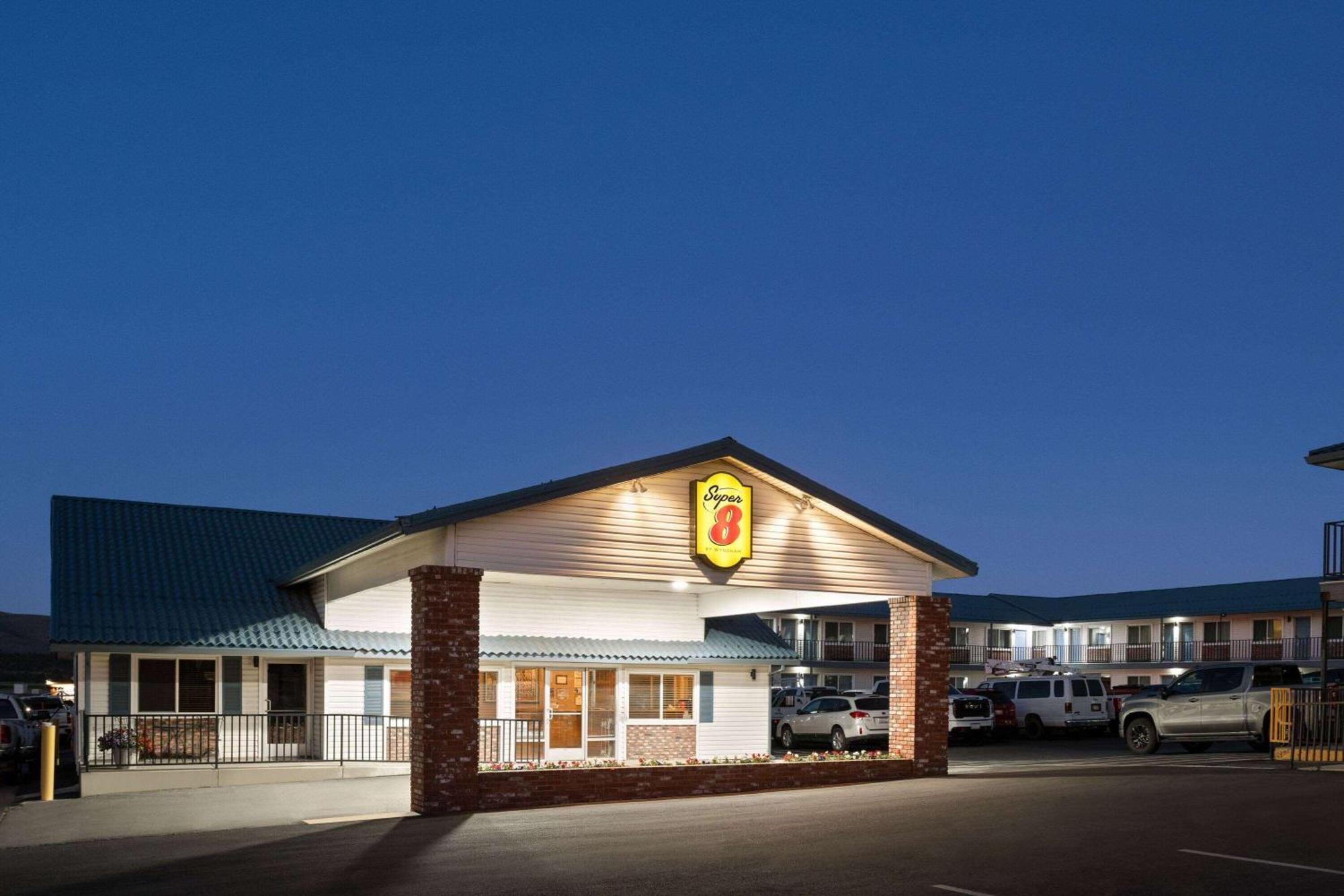 Super 8 by Wyndham Susanville Exteriör bild