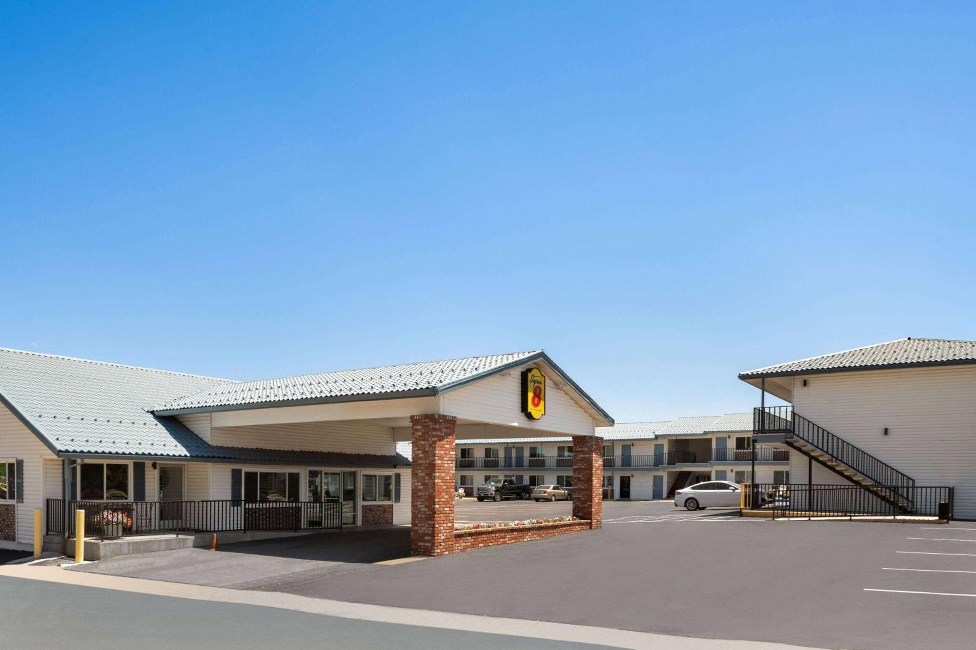 Super 8 by Wyndham Susanville Exteriör bild